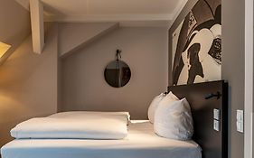 Vienna Townhouse Batschari Baden-Baden City